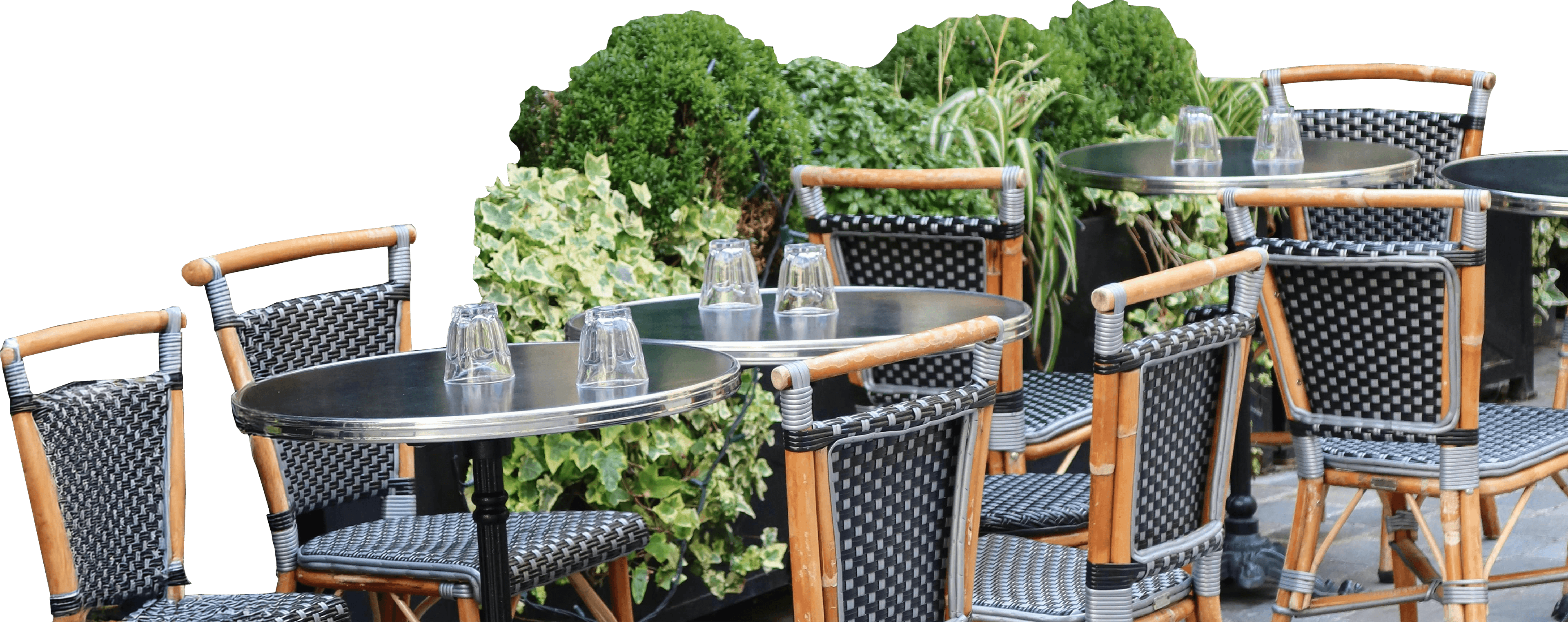 Outdoor restaurant seating area for businesses applying for a pavement licence with Barnab.